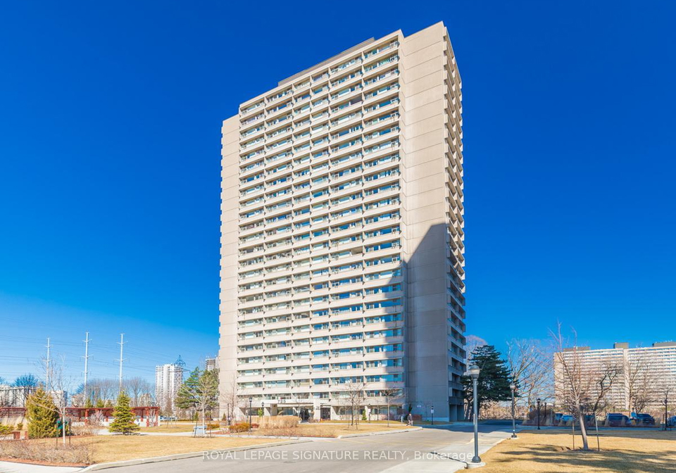 725-don-mills-road-east-york-ontario-c12142958
