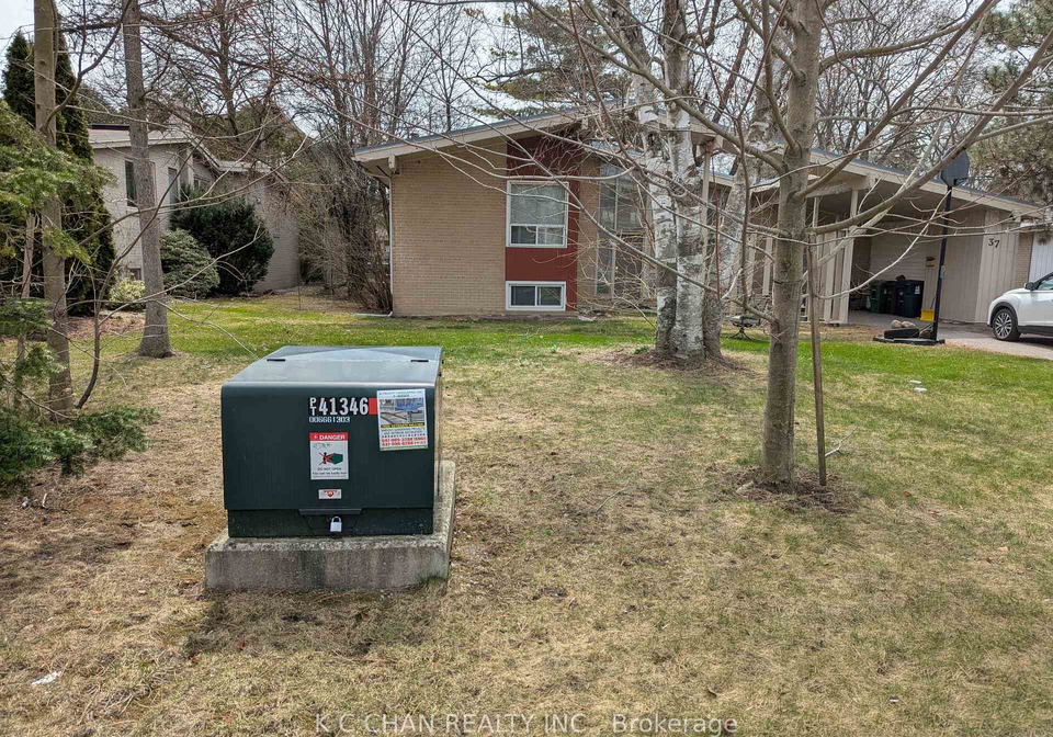 37-grangemill-crescent-north-york-ontario-c12143345