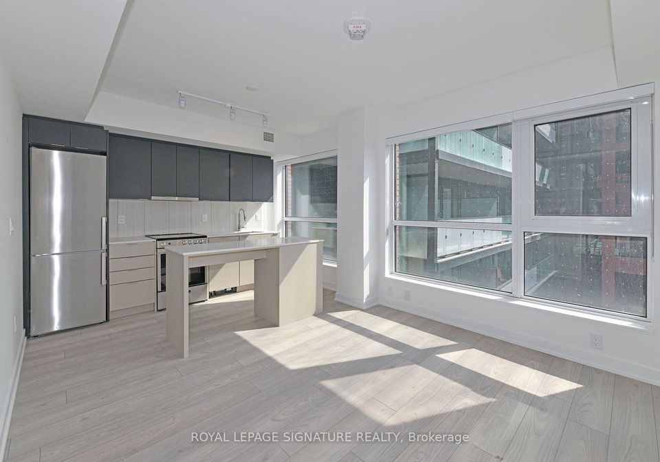 8-tippett-road-toronto-ontario-c12143444