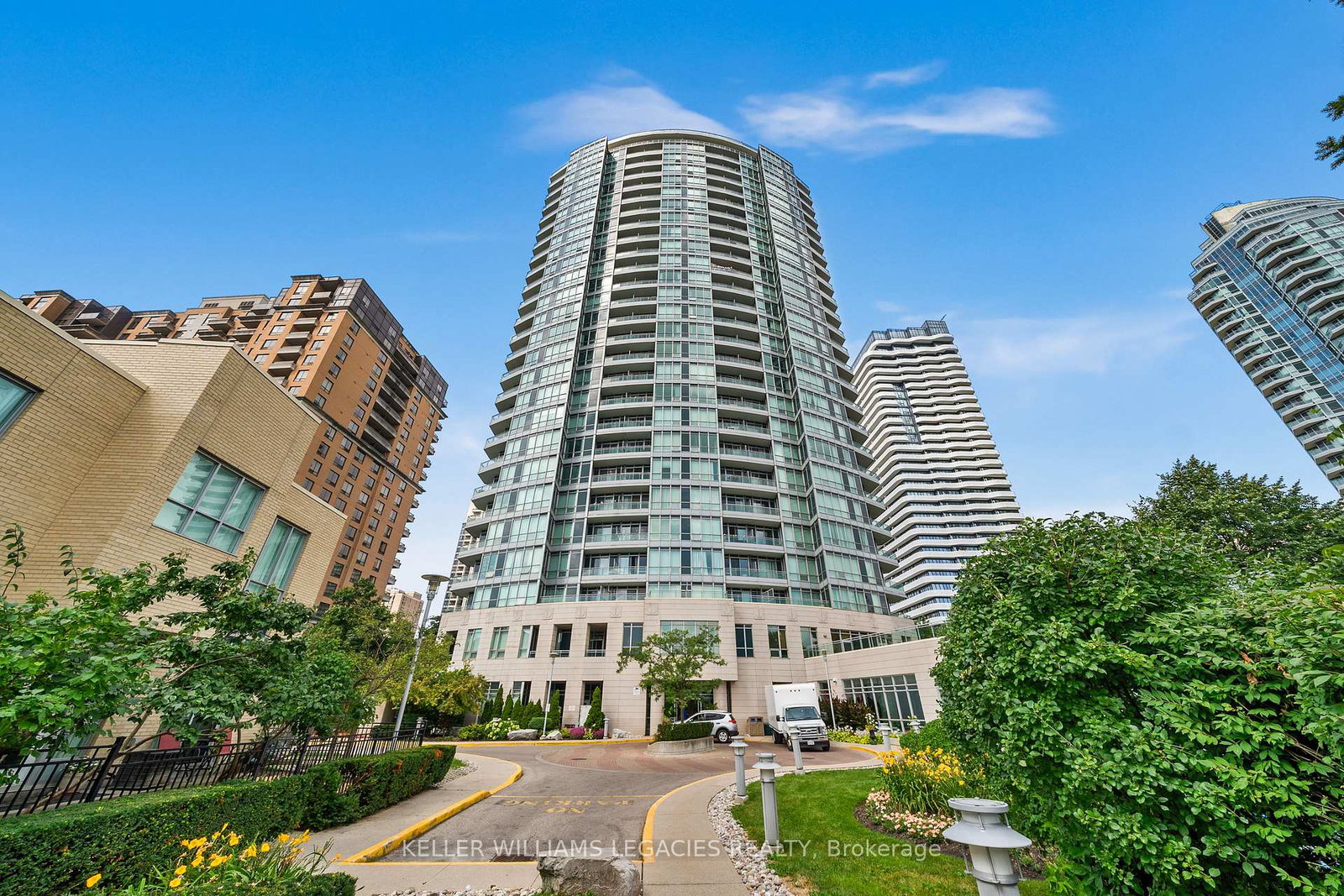 60-byng-avenue-north-york-ontario-c12143730