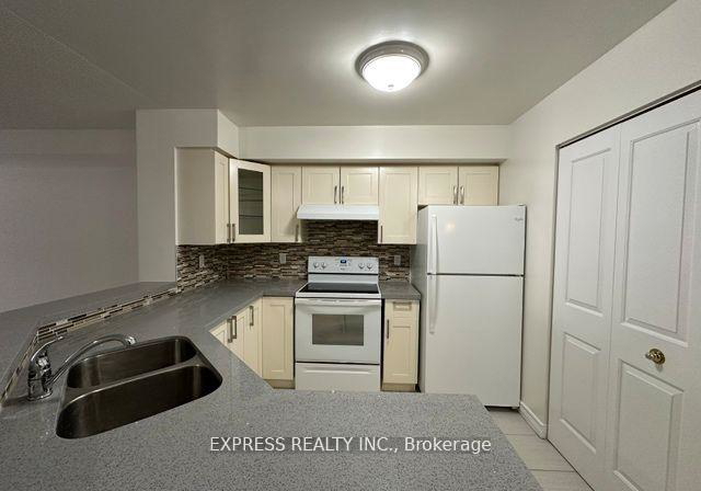 152-st-patrick-street-toronto-ontario-c12144401