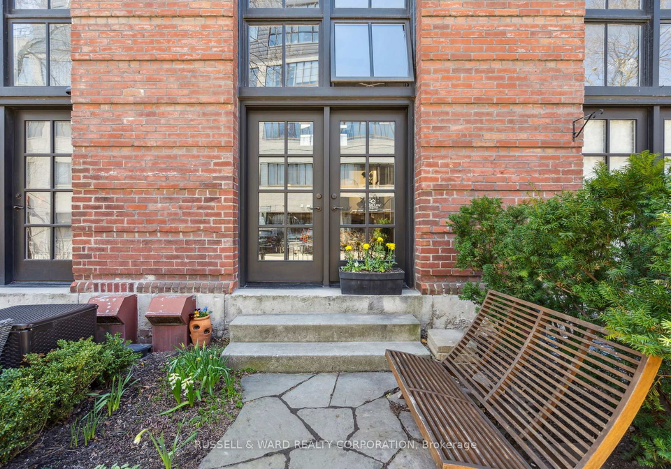 394-euclid-avenue-toronto-ontario-c12144784