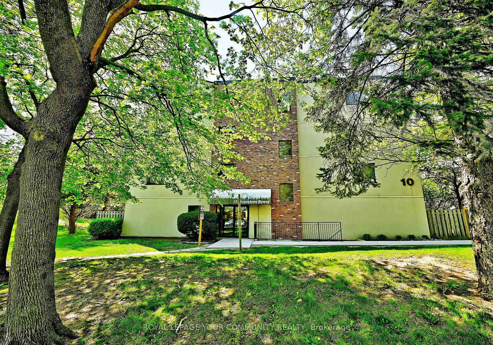 10-moonstone-byway-north-york-ontario-c12144803