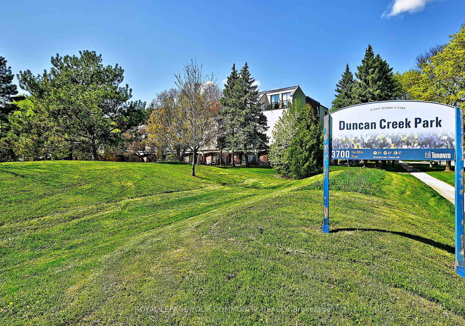 10-moonstone-byway-north-york-ontario-c12144803