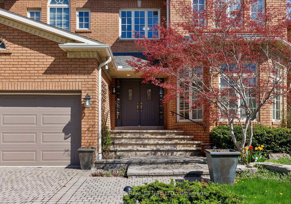 10-ambassador-place-toronto-ontario-c12145238