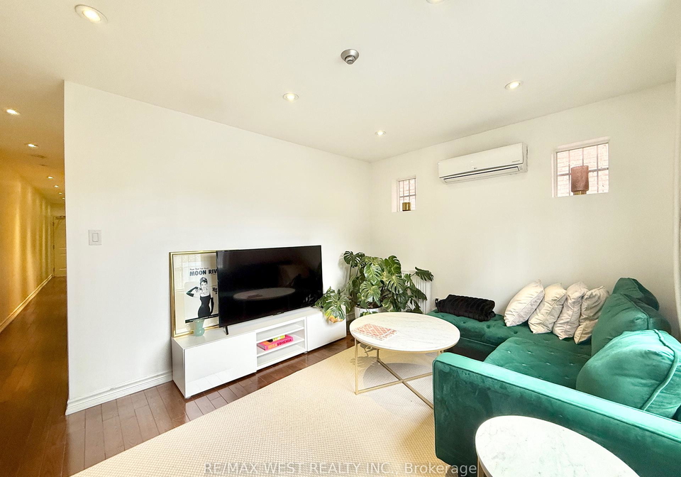 132-avenue-road-toronto-ontario-c12145364