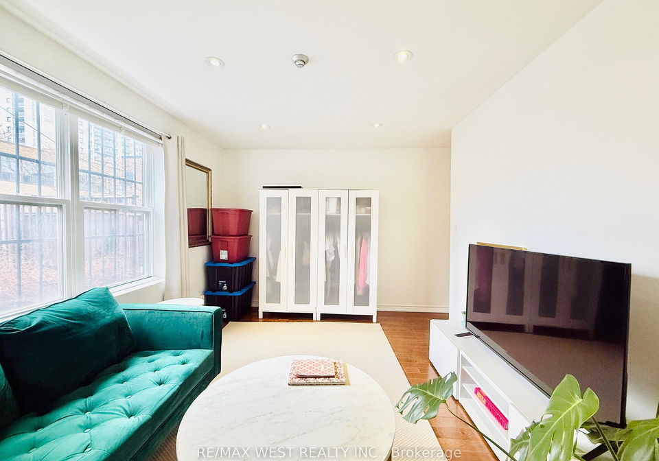 132-avenue-road-toronto-ontario-c12145364