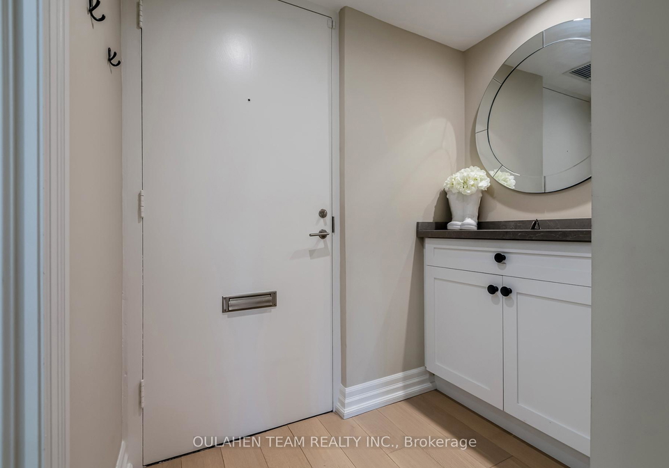 20-avoca-avenue-toronto-ontario-c12145438