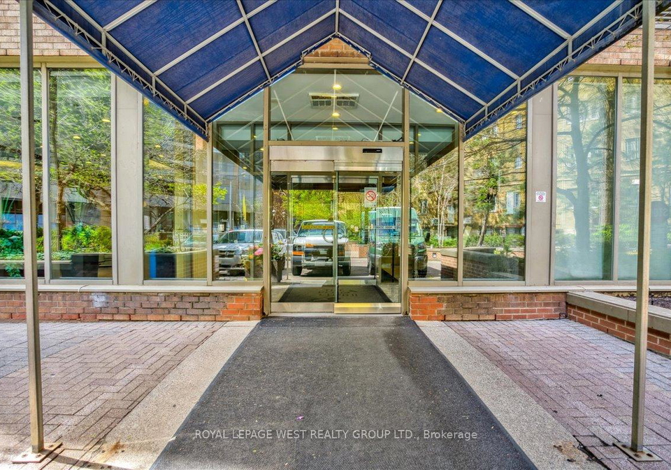 44-st-joseph-street-toronto-ontario-c12145858