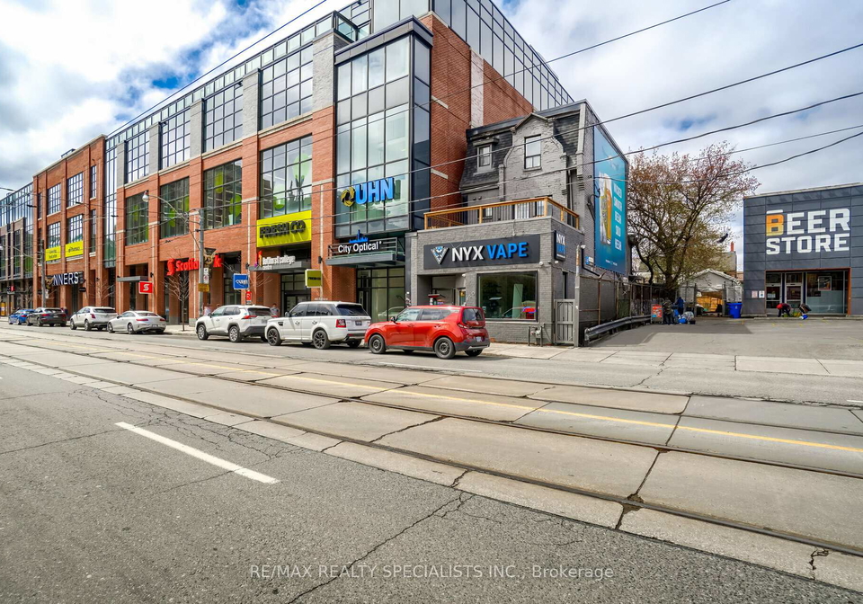 450-bathurst-street-toronto-ontario-c12146665