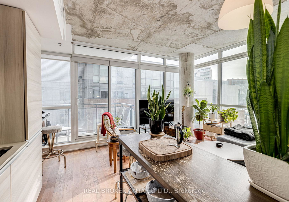 20-minowan-miikan-lane-toronto-ontario-c12146874