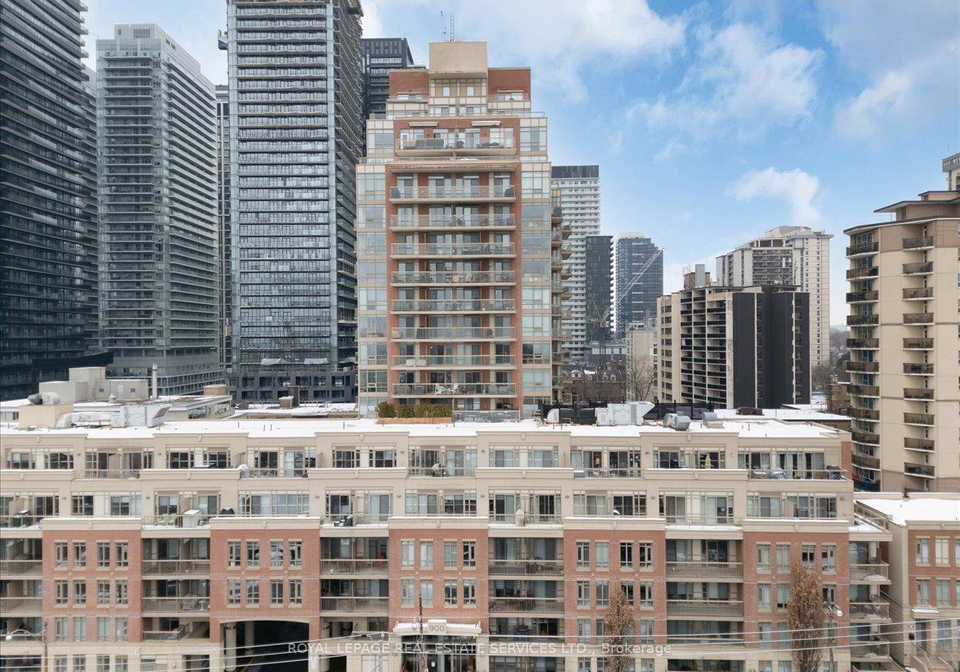 900-mount-pleasant-road-toronto-ontario-c12146899