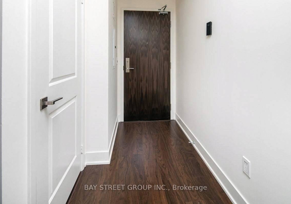 88-sheppard-avenue-e-north-york-ontario-c12146927