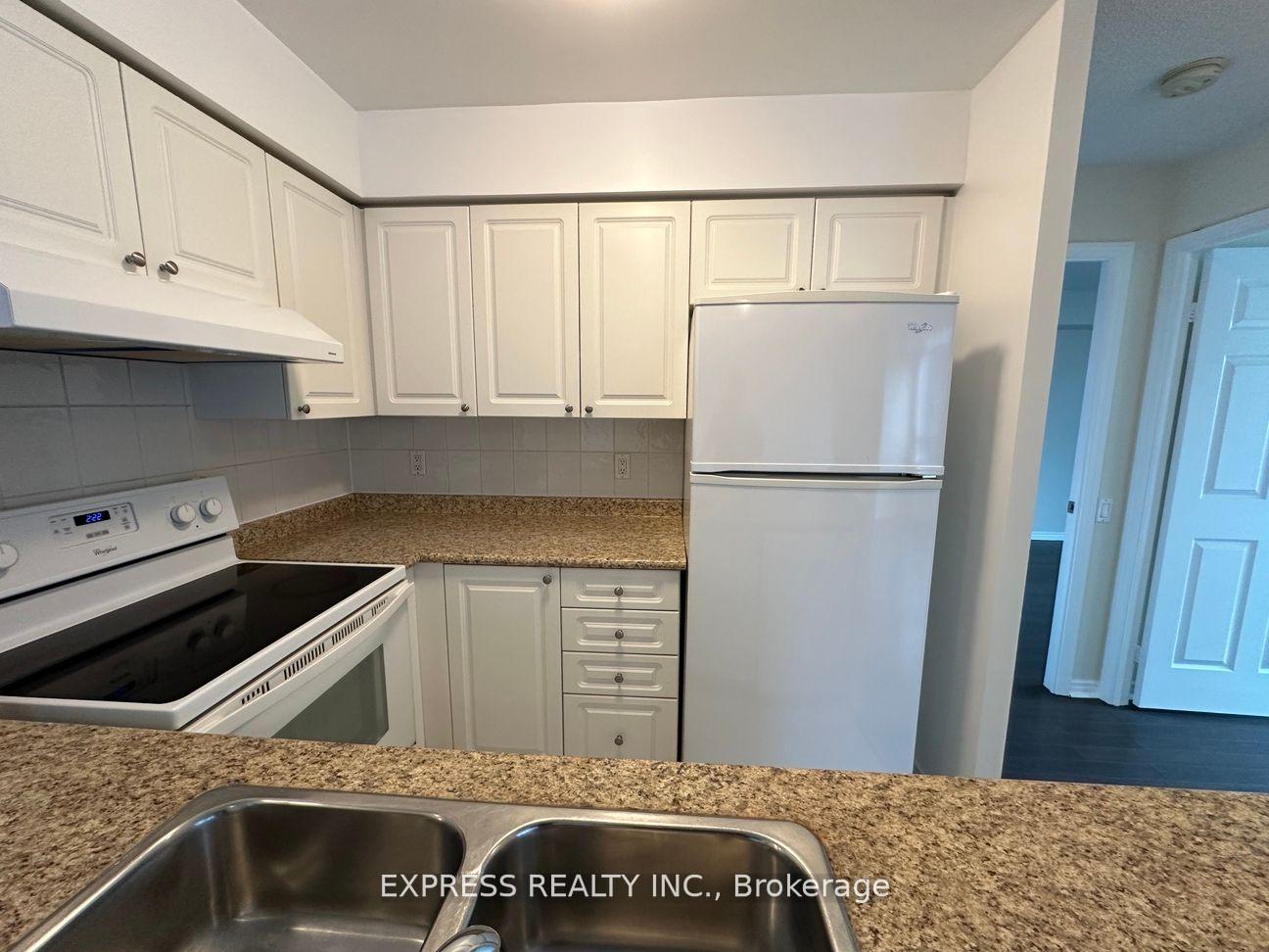 8-hillcrest-avenue-north-york-ontario-c12146976