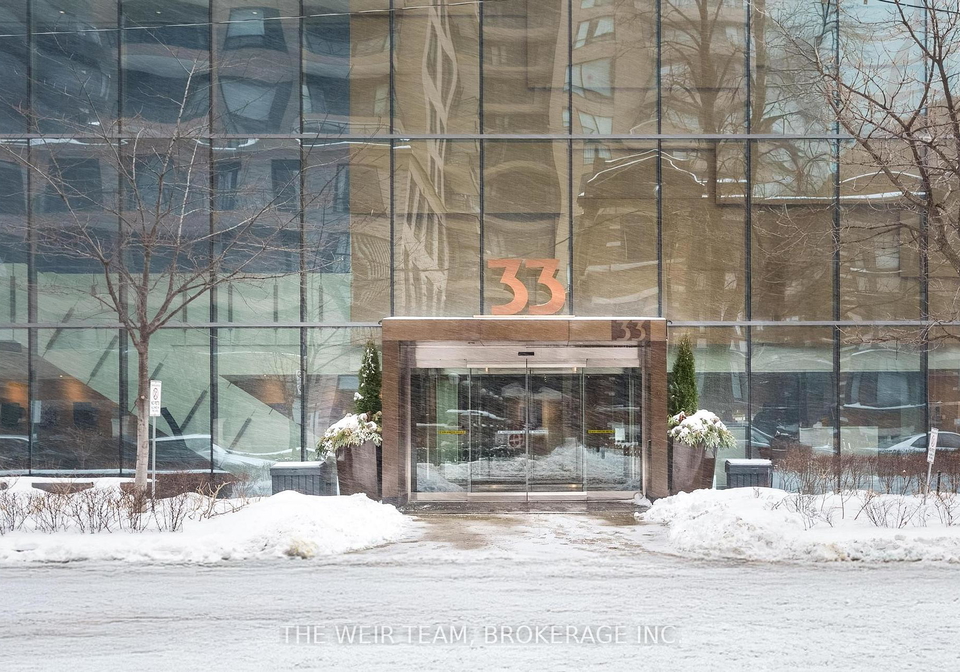 33-charles-street-e-toronto-ontario-c12147217