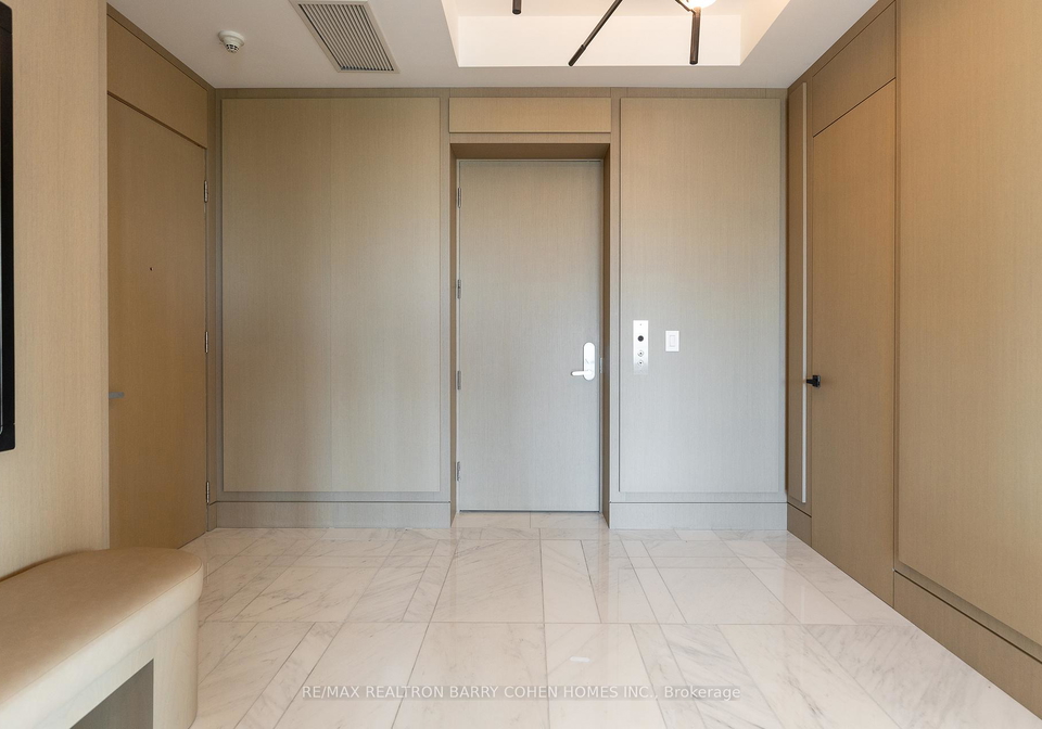 155-st-clair-avenue-w-toronto-ontario-c12147582