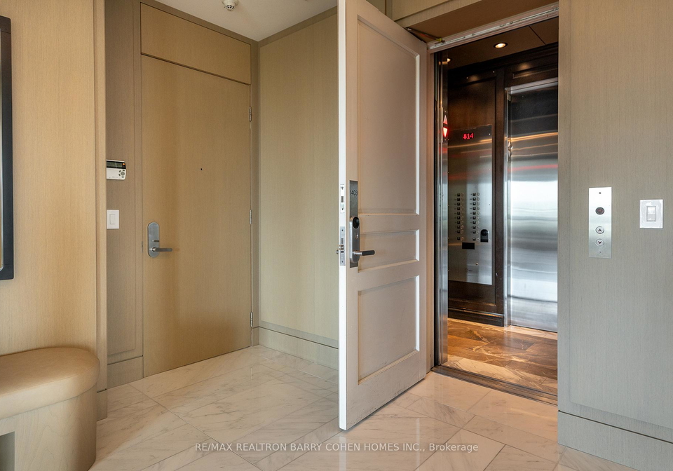 155-st-clair-avenue-w-toronto-ontario-c12147582