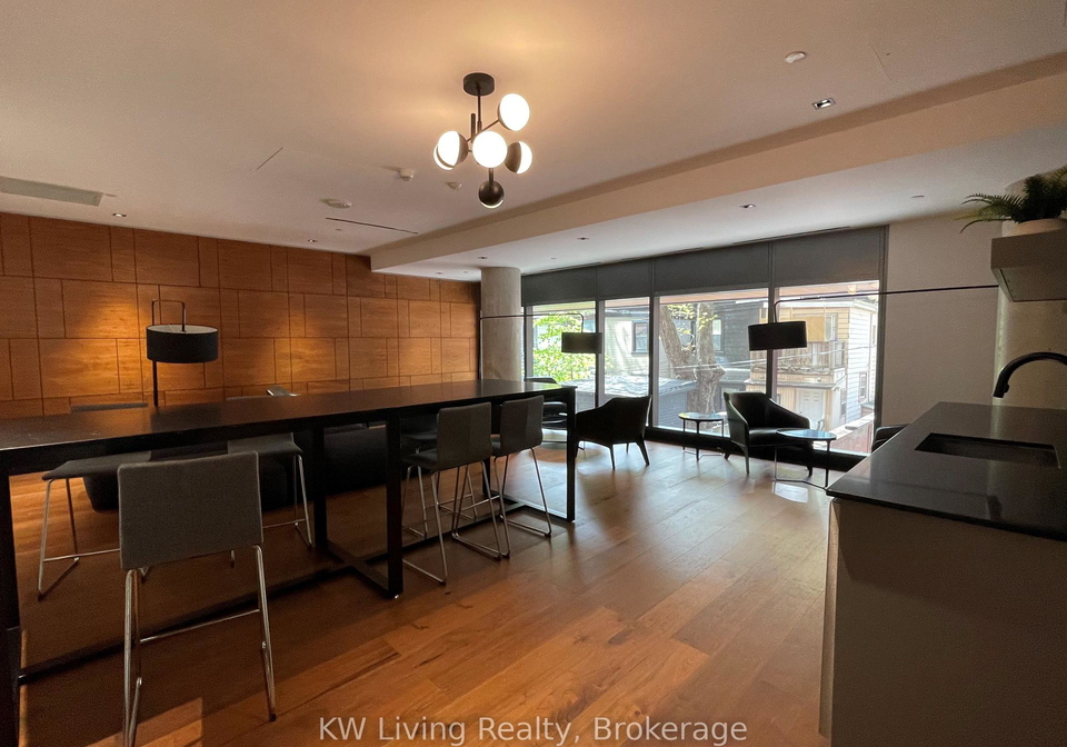 501-adelaide-street-w-toronto-ontario-c12148753