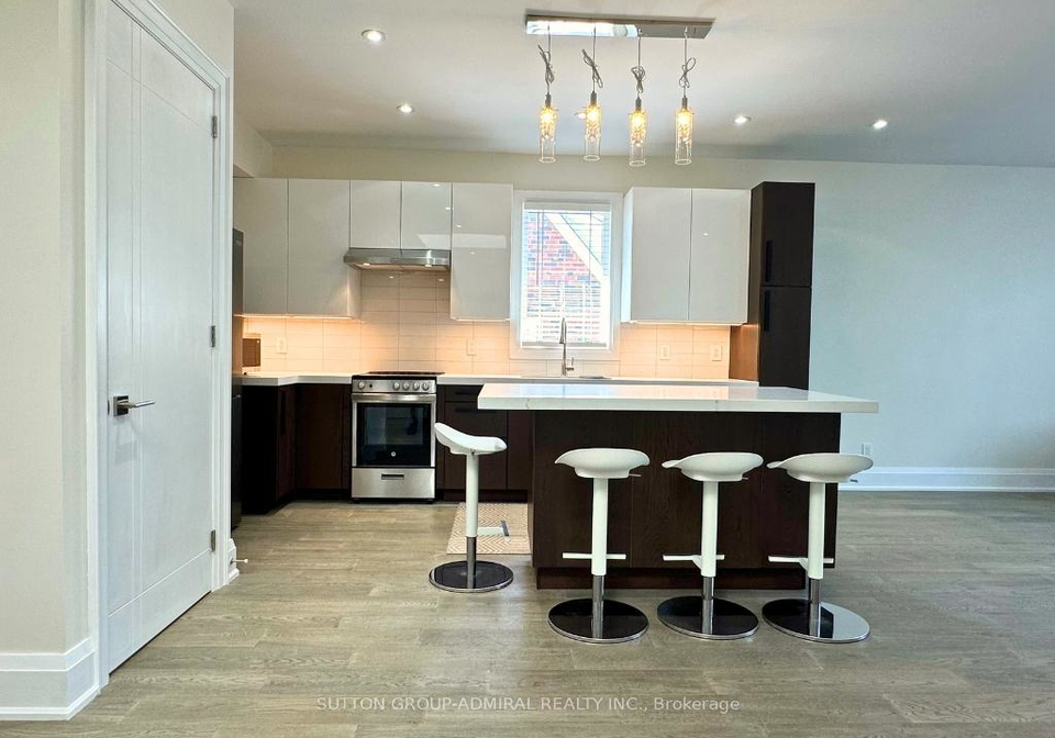 266-lawrence-avenue-e-north-york-ontario-c12148933