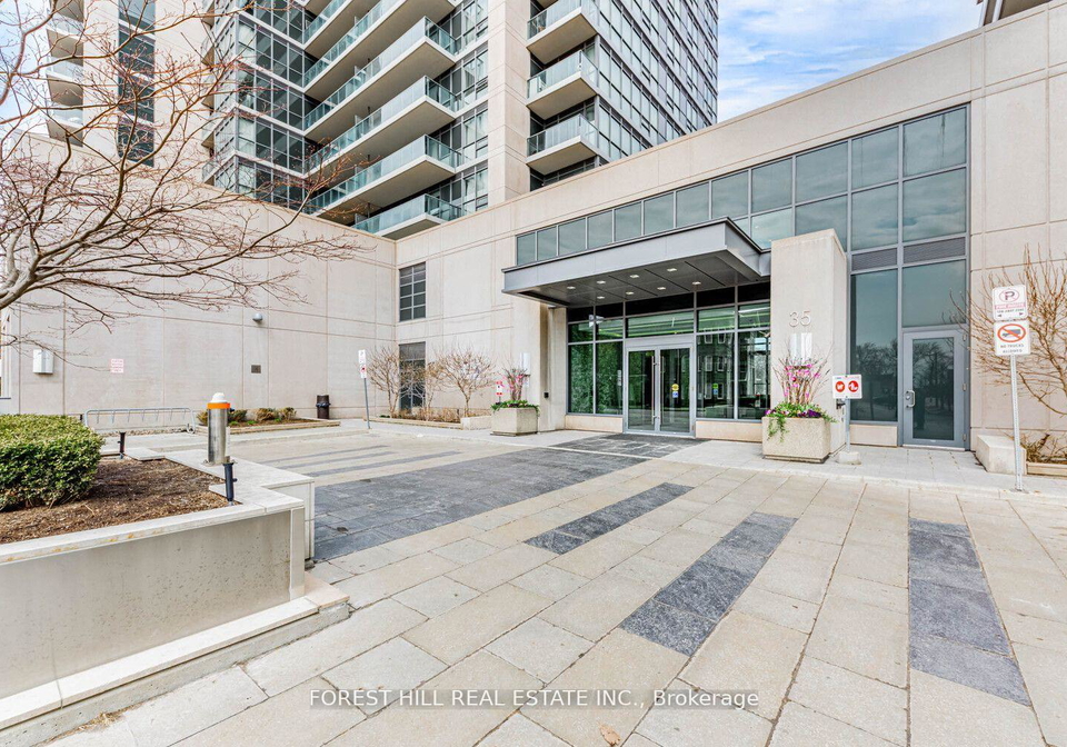 35-brian-peck-crescent-east-york-ontario-c12148949