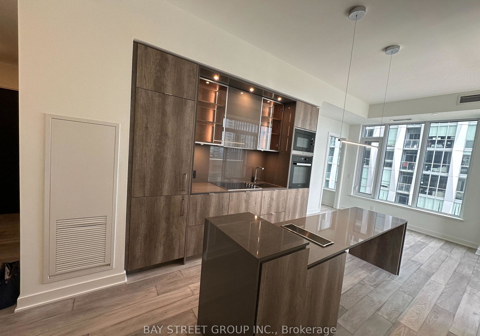 11-yorkville-avenue-toronto-ontario-c12149226