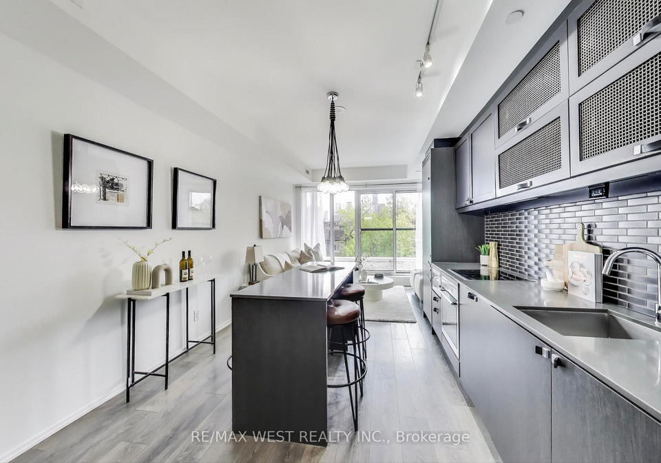783-bathurst-street-toronto-ontario-c12149371