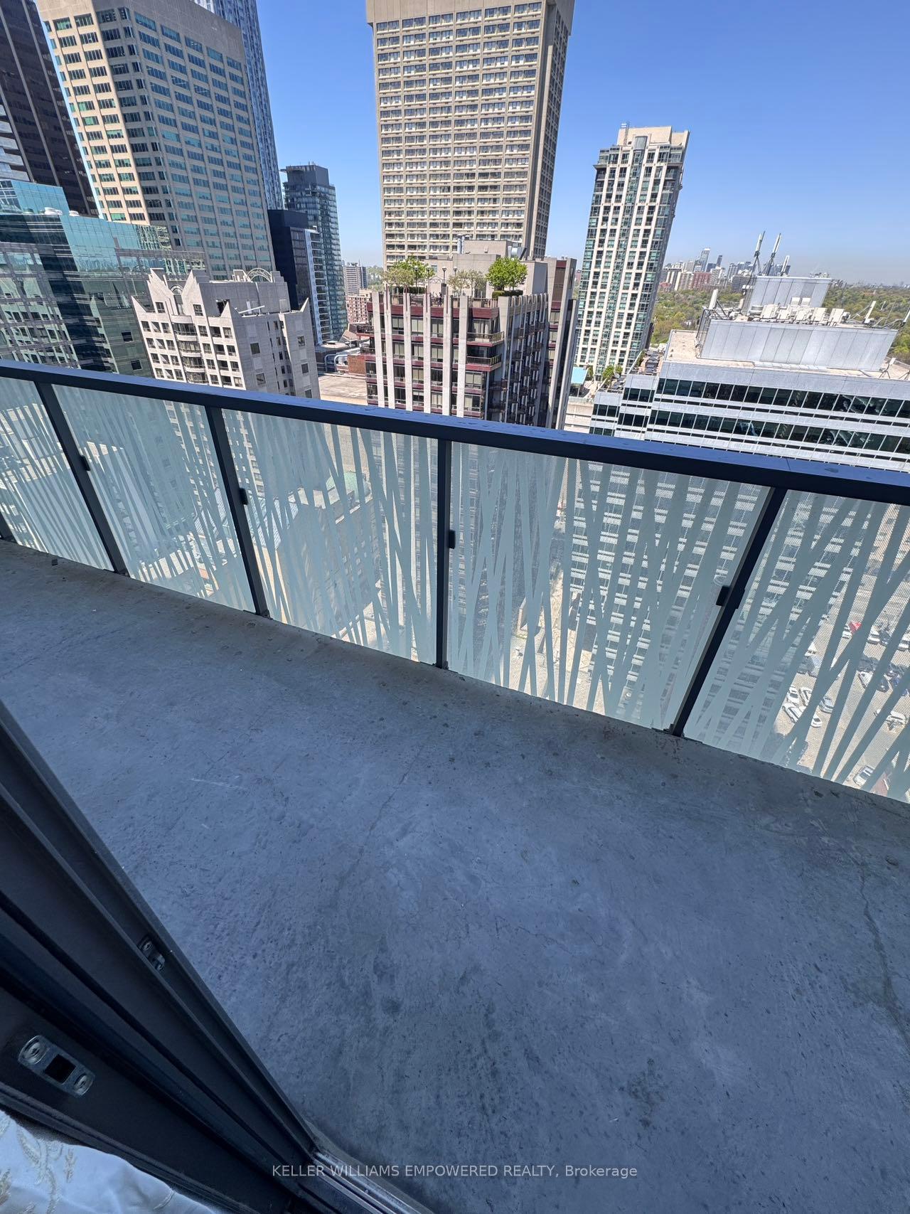 50-charles-street-e-toronto-ontario-c12149406