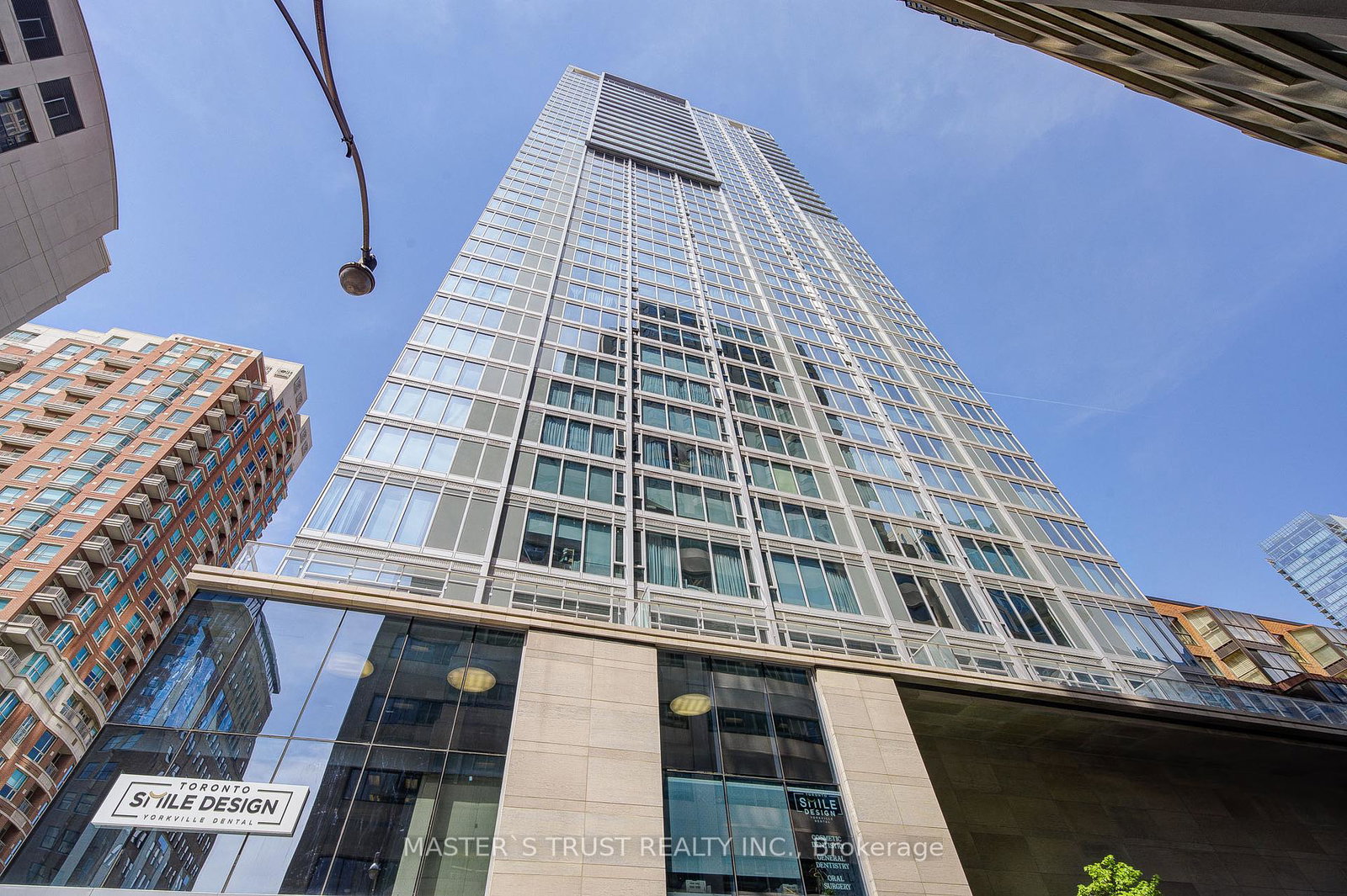 188-cumberland-street-toronto-ontario-c12149429