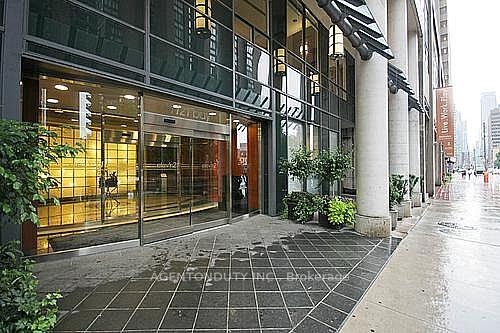 1121-bay-street-toronto-ontario-c12149728