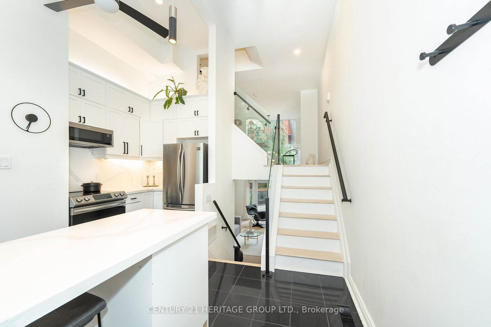 280-sherbourne-street-toronto-ontario-c12151015
