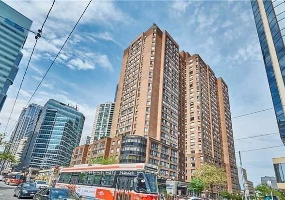 633-bay-street-toronto-ontario-c12151048