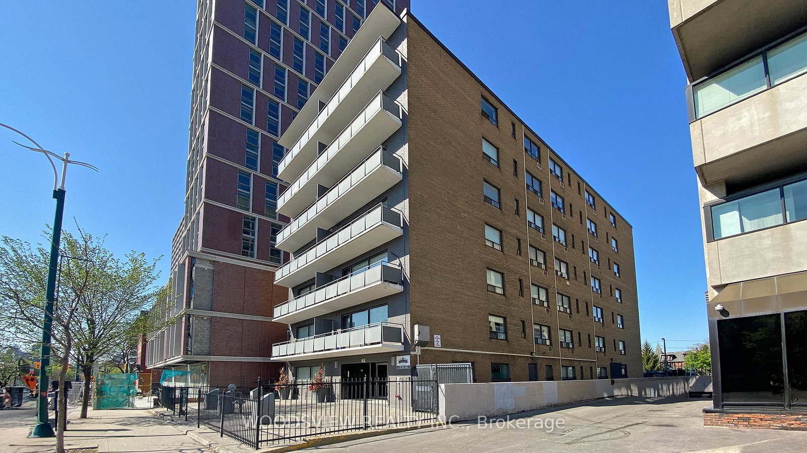 710-spadina-avenue-toronto-ontario-c12151192