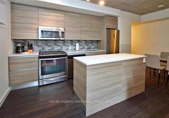 111-bathurst-street-toronto-ontario-c12152564