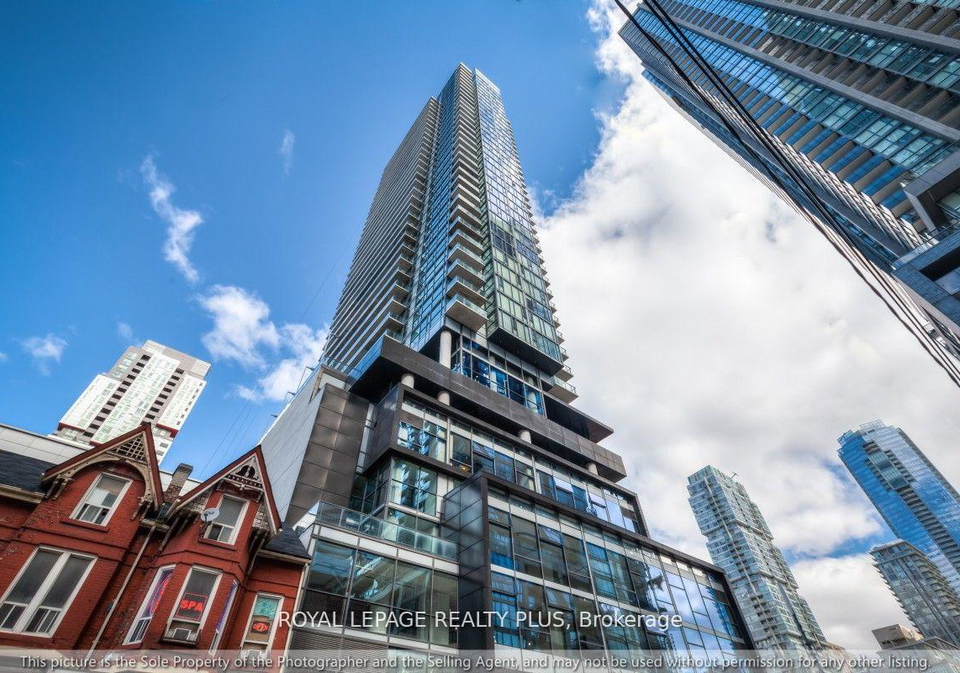 290-adelaide-street-w-toronto-ontario-c12152630