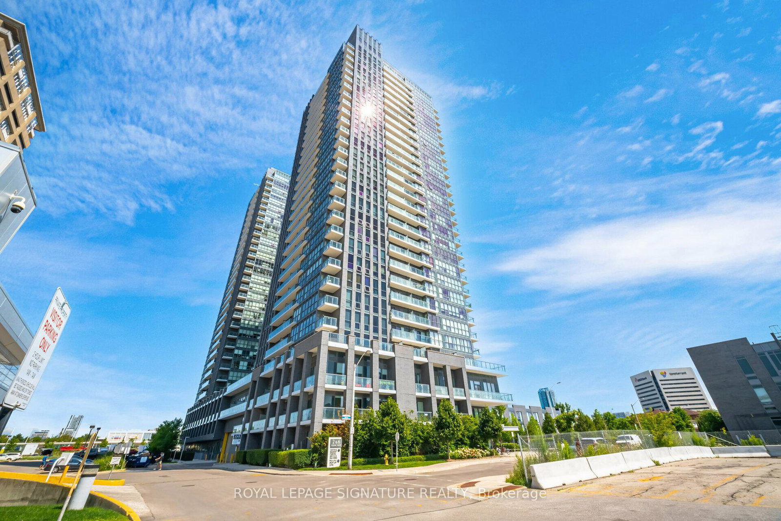 2-sonic-way-east-york-ontario-c12153146
