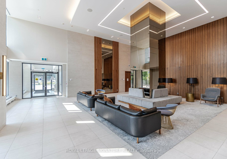 2-sonic-way-east-york-ontario-c12153146