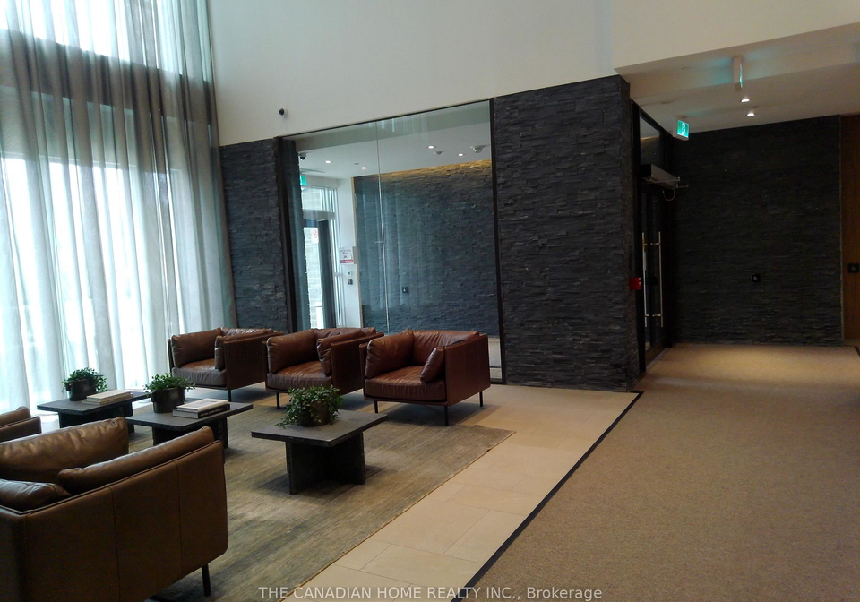 10-deerlick-court-e-north-york-ontario-c12153457