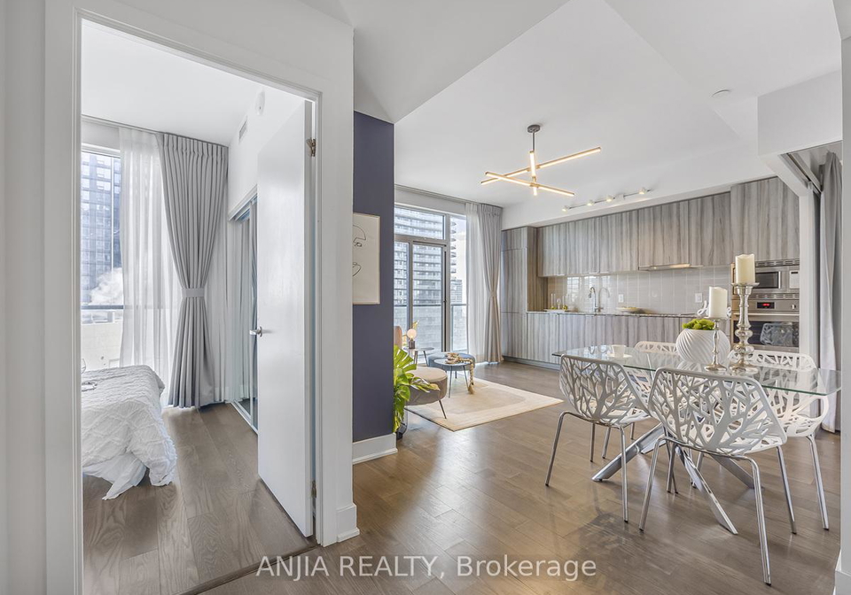 955-bay-street-toronto-ontario-c12154438