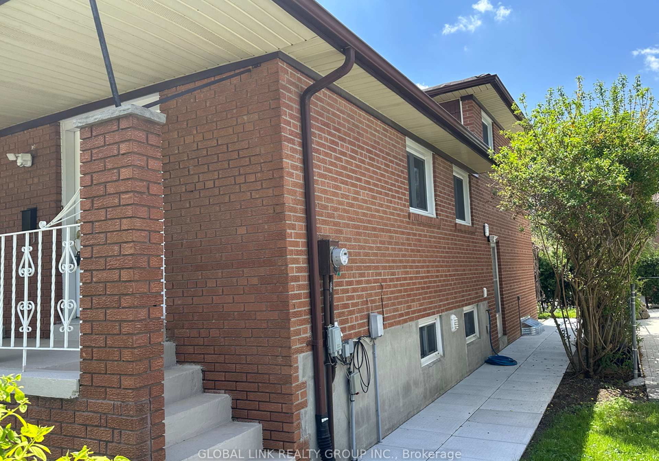 102-mintwood-drive-north-york-ontario-c12155032