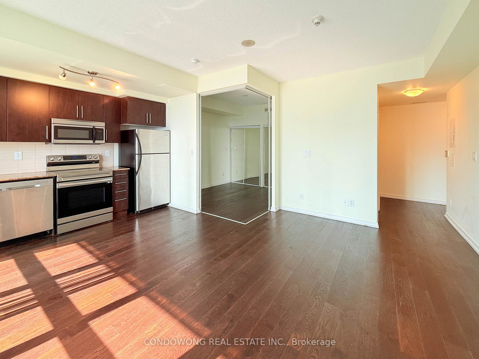 55-bremner-boulevard-toronto-ontario-c12155146
