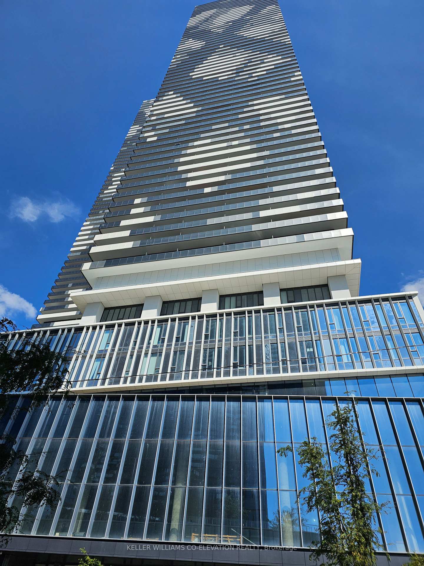 138-downes-street-s-toronto-ontario-c12155527