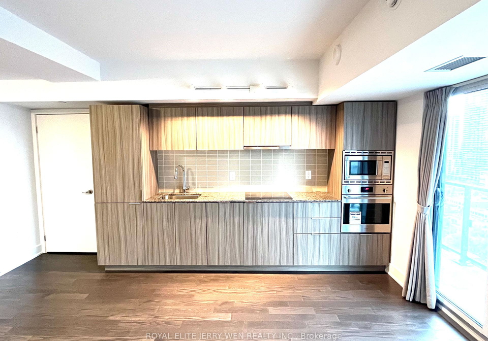 955-bay-street-toronto-ontario-c12155881