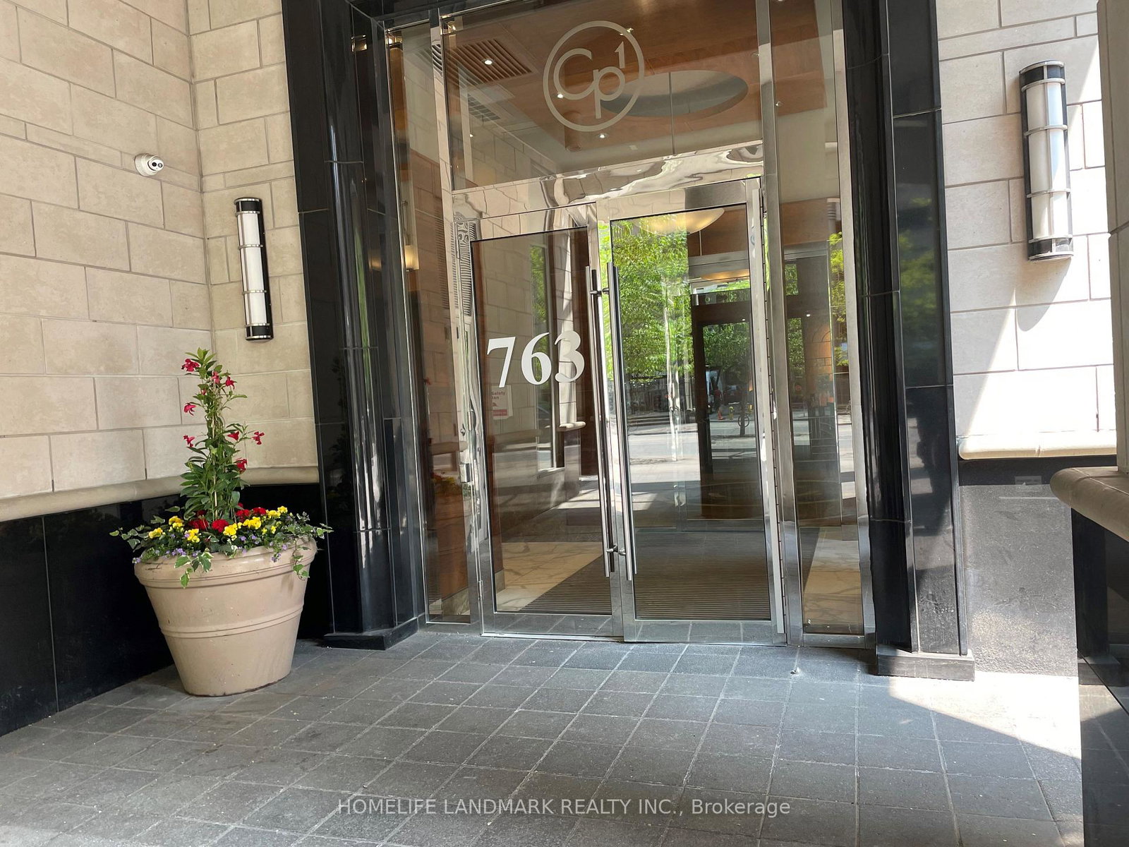 763-bay-street-toronto-ontario-c12155918