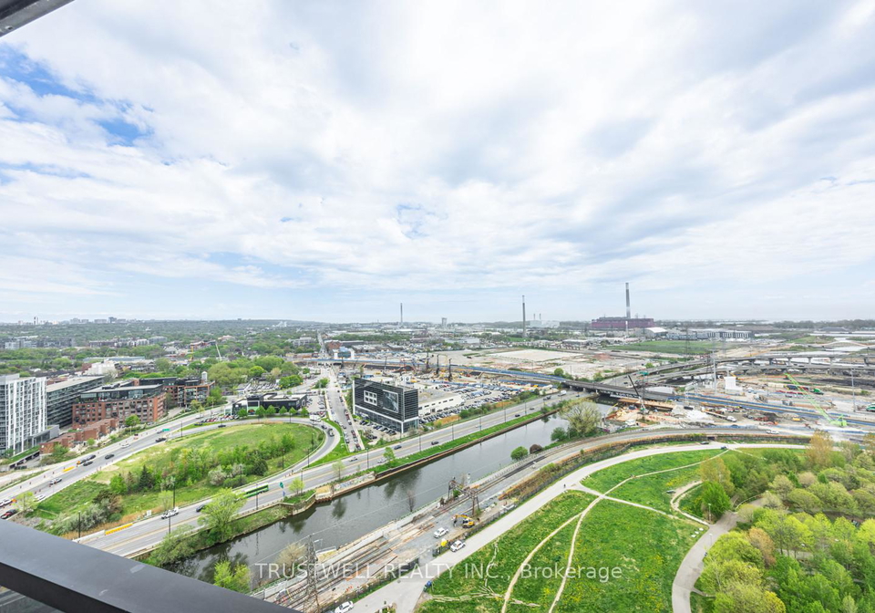 170-bayview-avenue-toronto-ontario-c12156341
