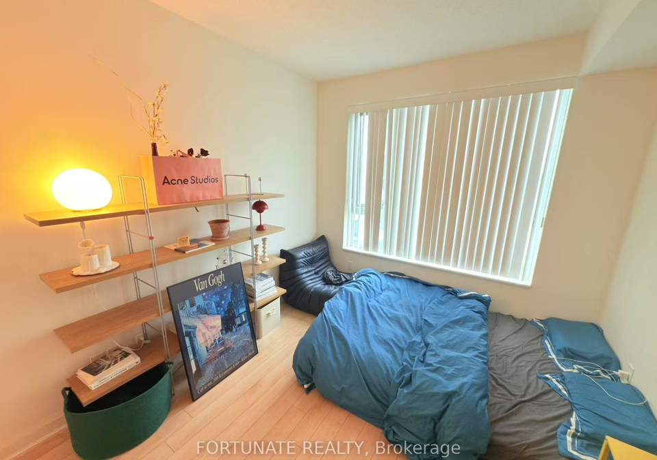 68-canterbury-place-toronto-ontario-c12156743