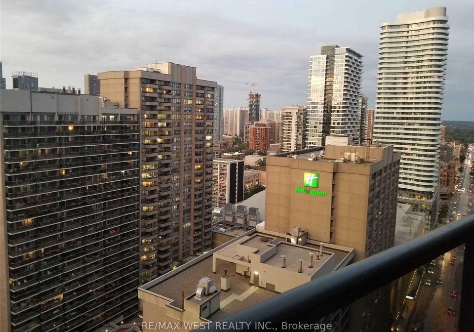 21-carlton-street-toronto-ontario-c12156906