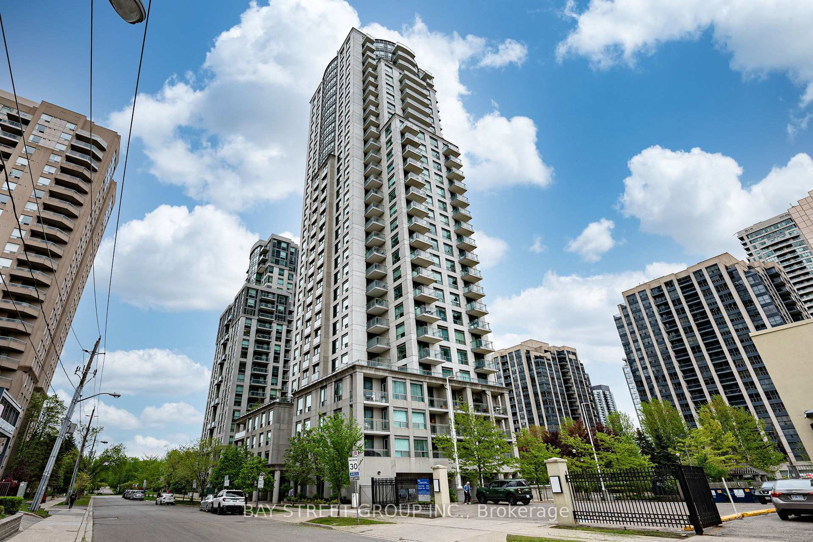 21-hillcrest-avenue-north-york-ontario-c12157334