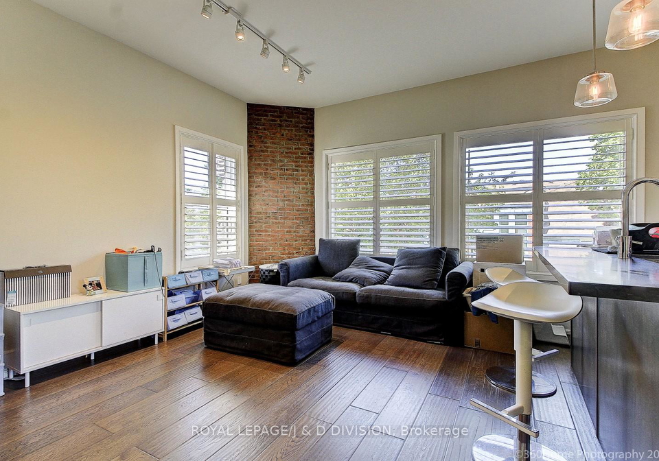 28-madison-avenue-toronto-ontario-c12157389
