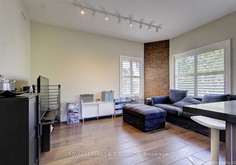 28-madison-avenue-toronto-ontario-c12157389