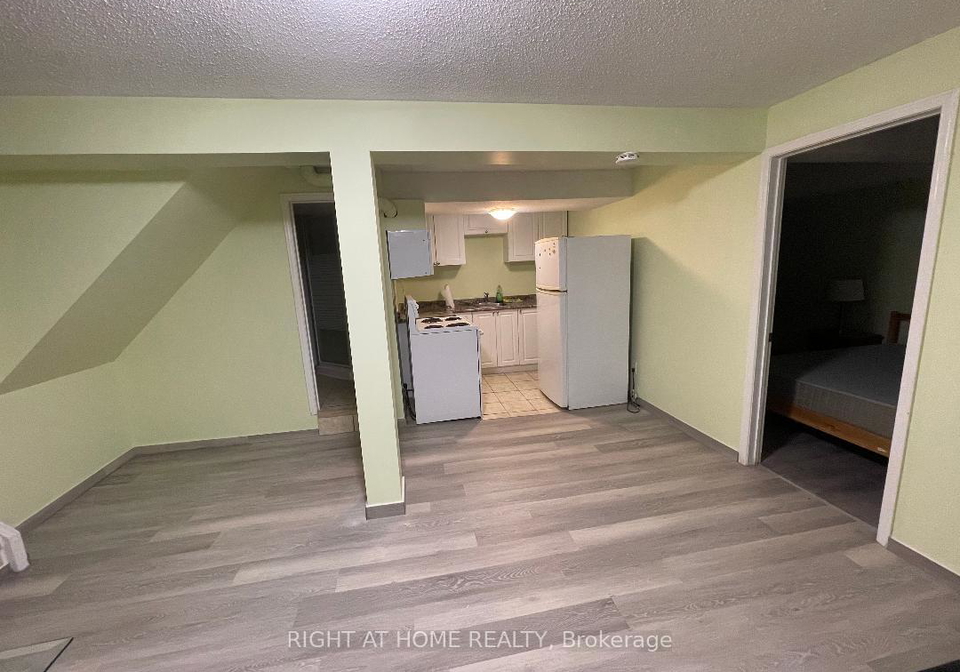10-henry-welsh-drive-toronto-ontario-c12157767